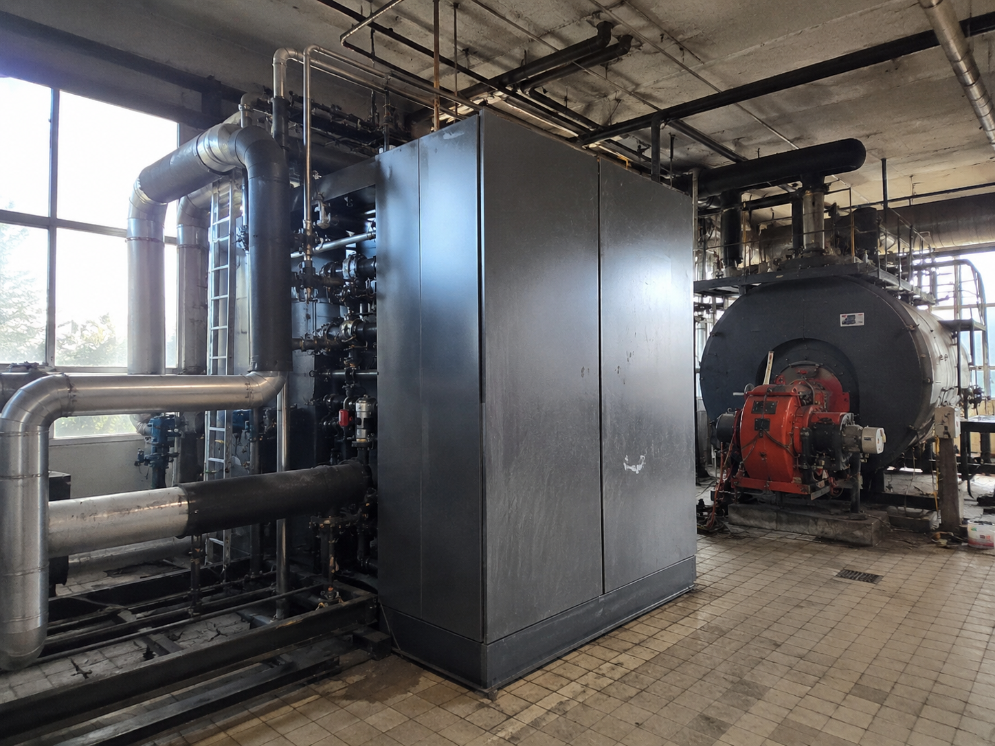 Pompe à chaleur haute température remplaçant une chaudière sur un site industriel pour valoriser la chaleur fatale
